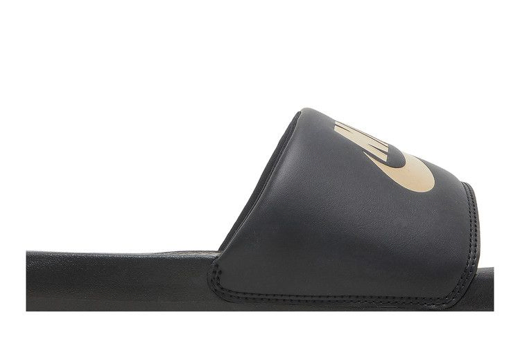 victori-one-slide-black-metallic-gold-cn9675-006_01