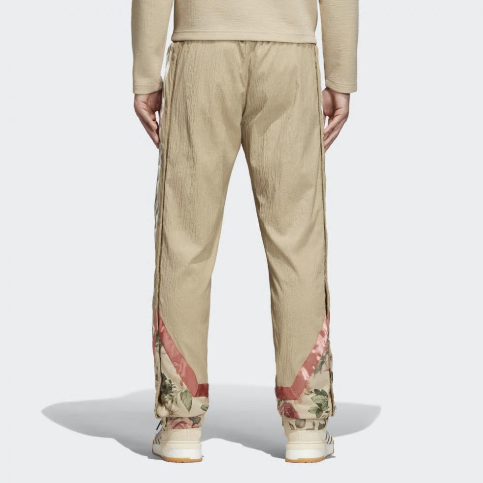 Спортивные штаны adidas x Eric Emanuel Pants Stone Khaki