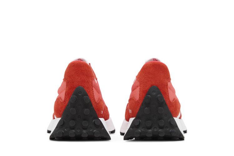 Кроссовки New Balance 327 'Ghost Pepper'
