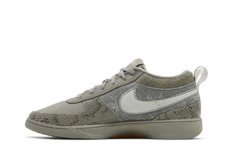 Кроссовки Nike Book 1 Premium 'Hike'
