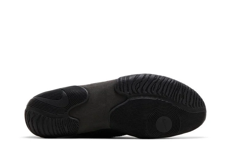Кроссовки Nike Tawa 'Black Metallic Silver'
