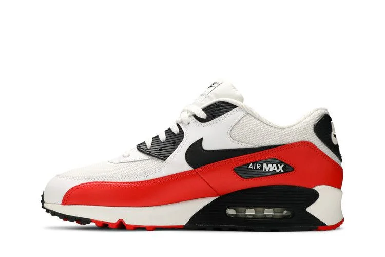 Krossovki-Nike-Air-Max-90-Essential-2-1