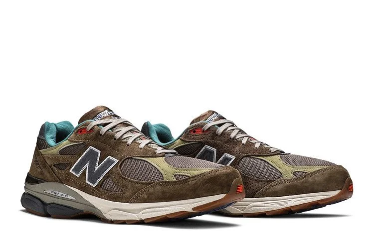 Krossovki-Bodega-x-New-Balance-990v3-Made-In-USA-Anniversary-7