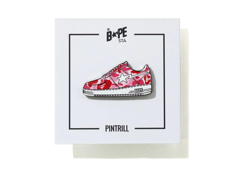 Значок BAPE ABC Camo Bapesta Pintrill Pin Pink