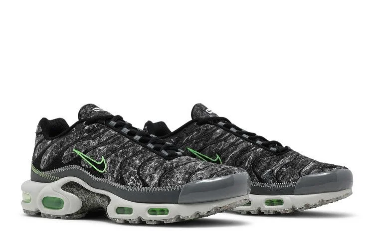 Krossovki-Nike-Air-Max-Plus-Essential-Crater-Electric-Green-7