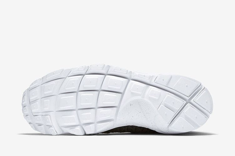 air-footscape-magista-flyknit-bhm-824419-001_05