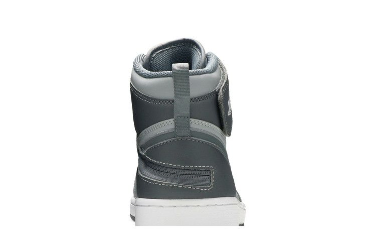 Кроссовки Air Jordan 1 High FlyEase 'Light Smoke Grey'