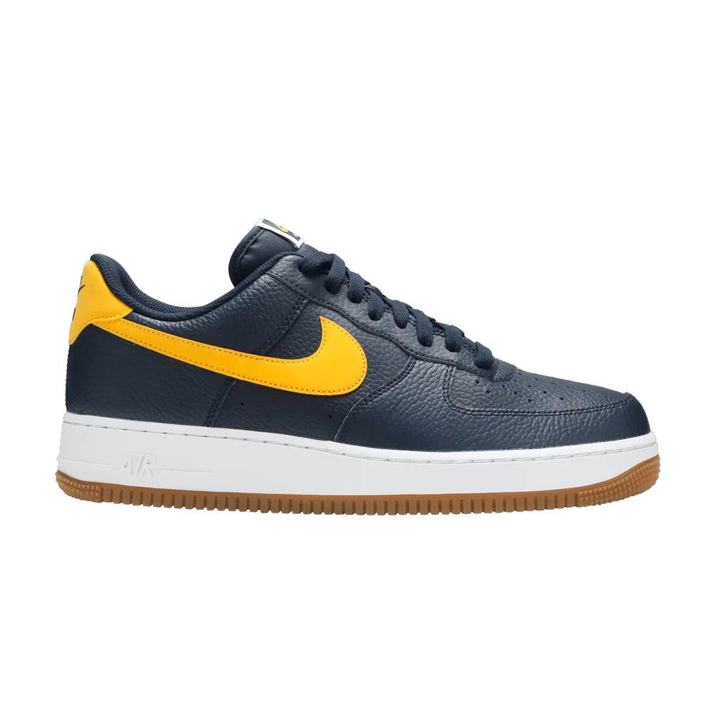 Krossovki-Nike-Air-Force-1-Low-Michigan