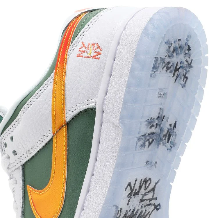 Krossovki-Nike-Dunk-Low-NY-vs.-NY-9
