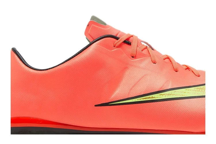 Krossovki-Nike-Mercurial-Veloce-2-FG-Hyper-Punch-Metallic-Gold-1