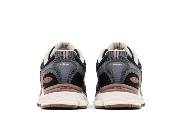 Кроссовки Saucony ProGrid Triumph 4 'Secure Pack'
