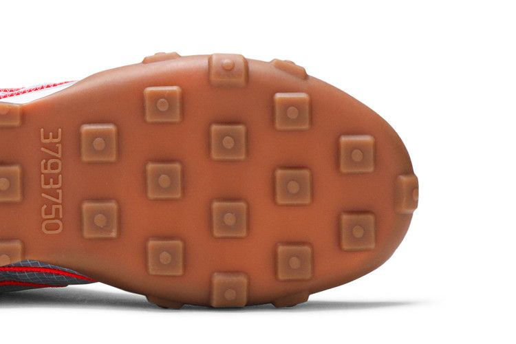 wmns-waffle-racer-2x-desert-berry-crimson-ck6647-600_04