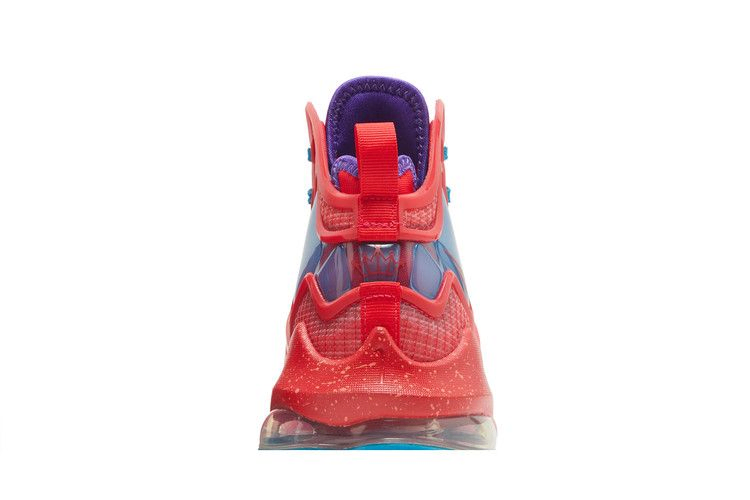 lebron-19-gs-king-s-crown-dd0418-600_06