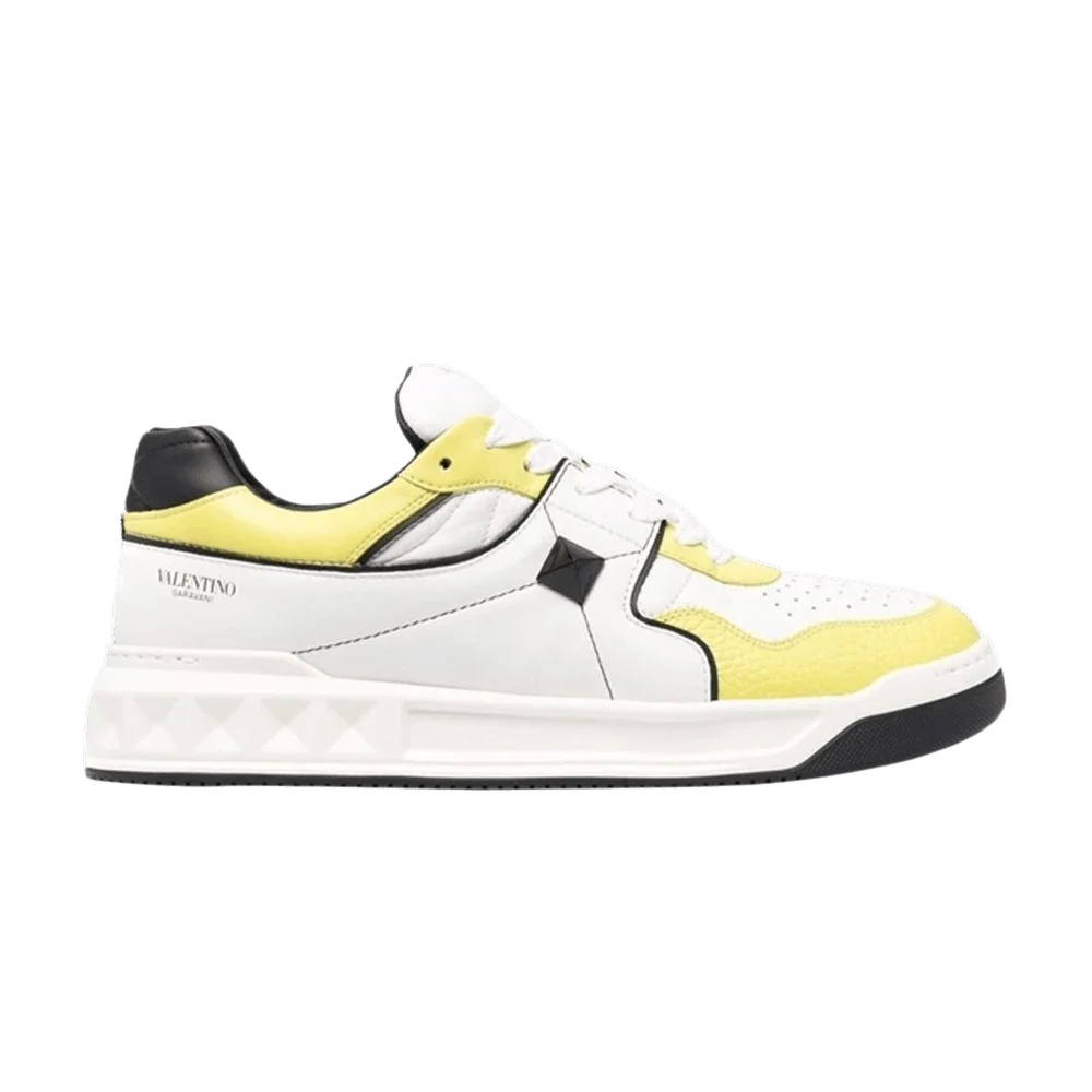 Krossovki-Valentino-One-Stud-Low-White-Yellow