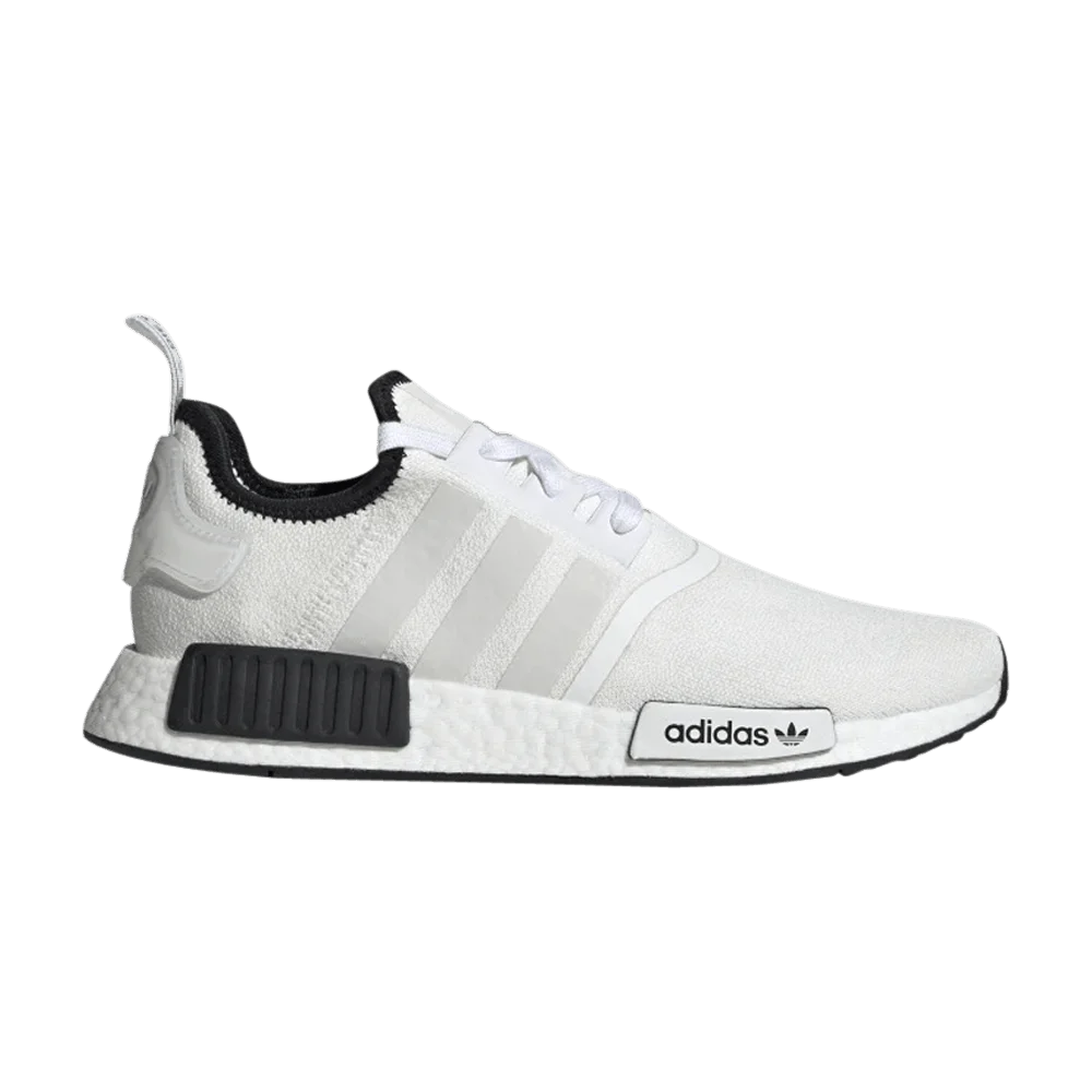Krossovki-Adidas-NMD_R1-Cloud-White-Black