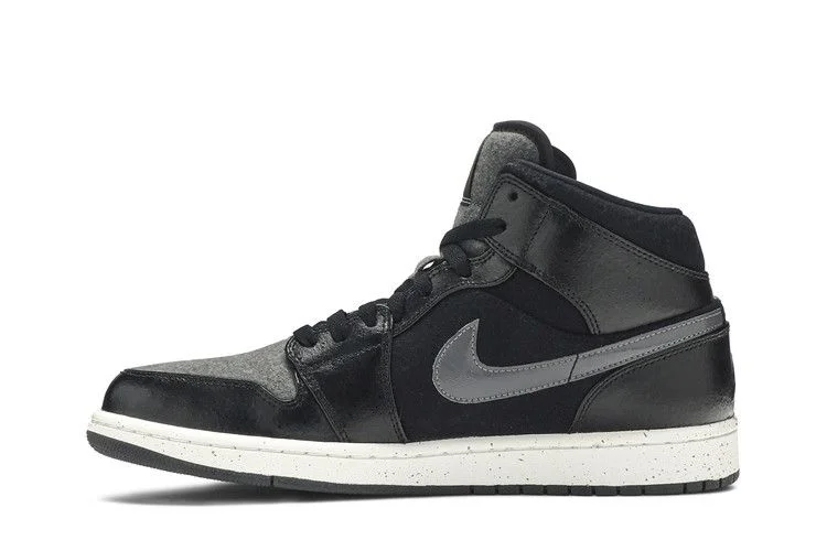 Krossovki-Air-Jordan-1-Retro-Mid-SE-Winterized-2