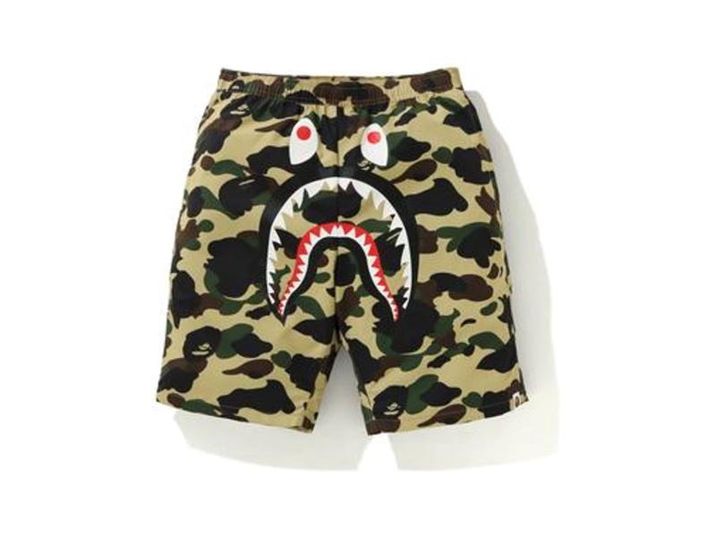 Спортивные шорты BAPE 1st Camo Shark Beach Pants Yellow