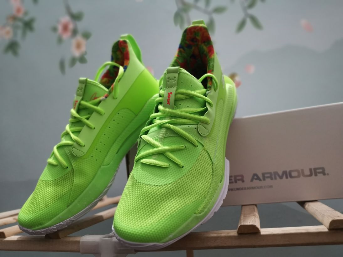 Кроссовки Sour Patch Kids x Under Armour Curry 7 Lime
