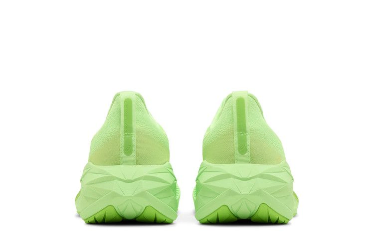 Кроссовки ASICS Novablast 4 Wide 'Illuminate Green'