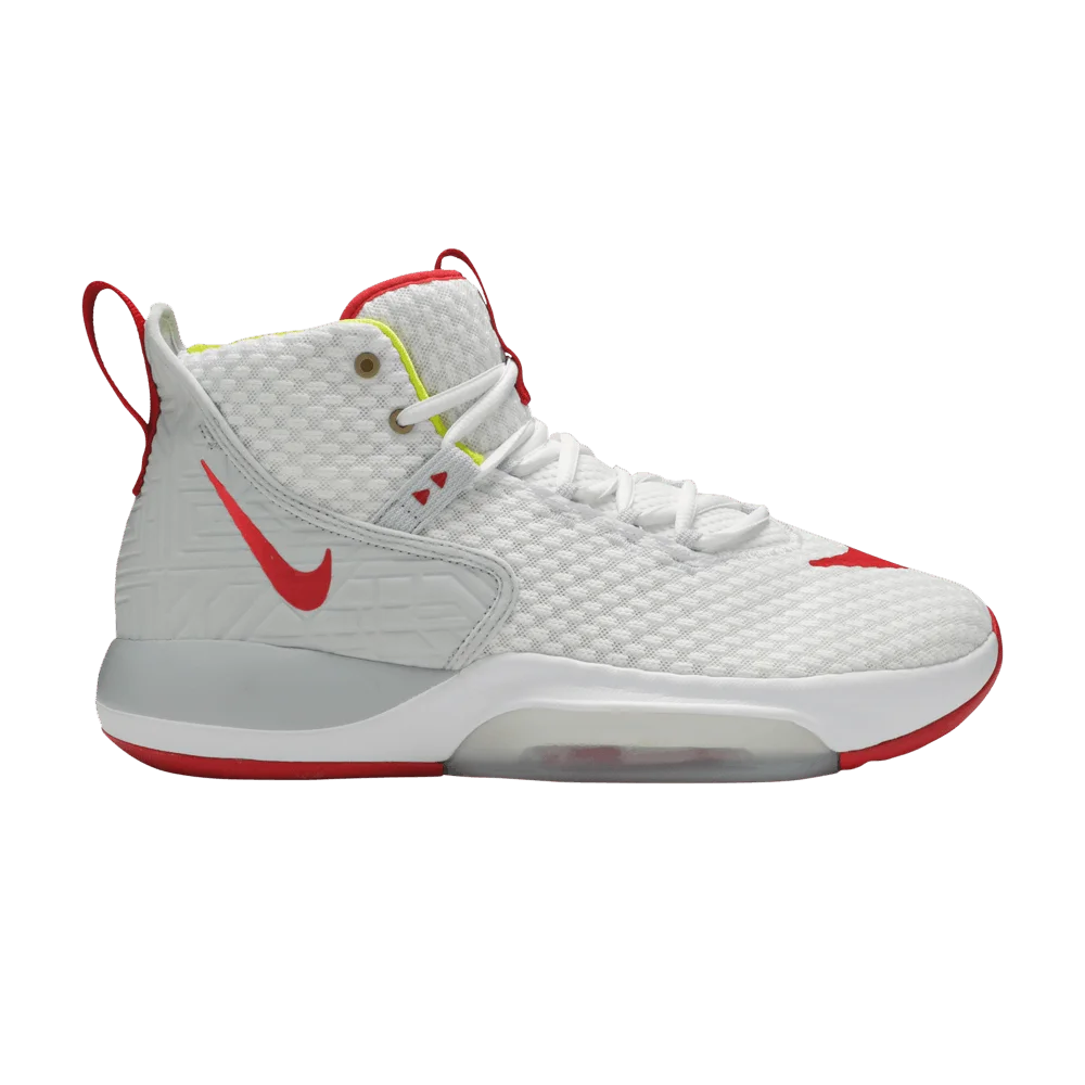 Krossovki-Nike-Zoom-Rize