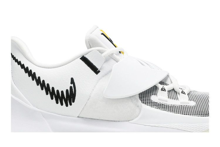 Кроссовки Nike Kyrie Low 3 'Eclipse'