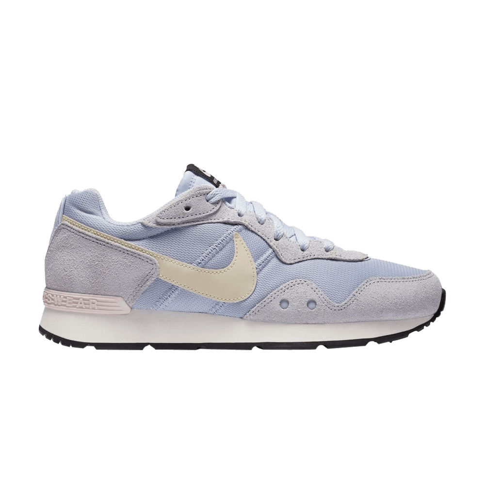 Кроссовки Nike Wmns Venture Runner 'Ghost'