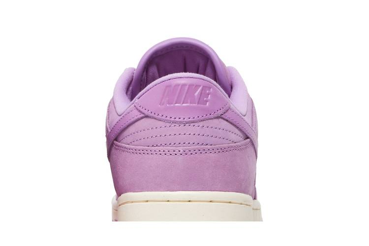 Кроссовки Nike Wmns Dunk Low Premium 'Rush Fuchsia'