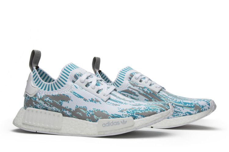 sneakersnstuff-x-nmd_r1-primeknit-datamosh-bb6364_07