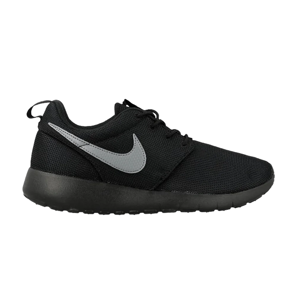 Krossovki-Nike-Roshe-One-GS-3