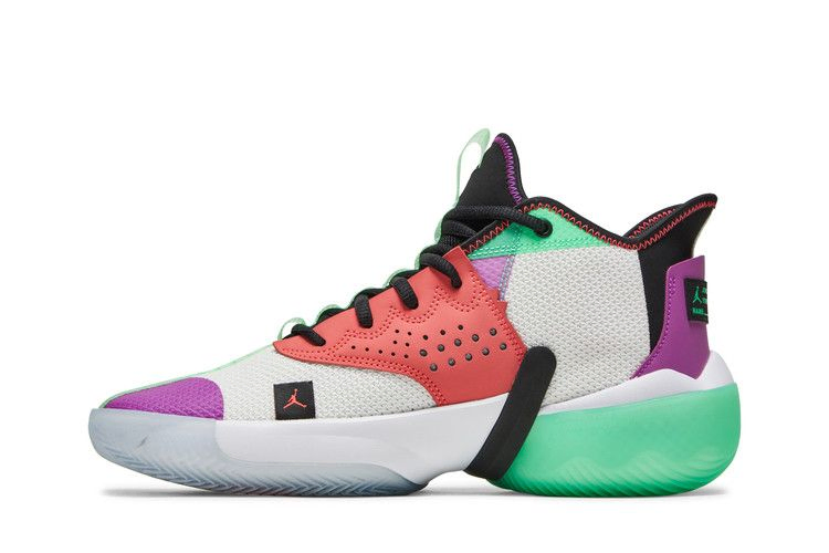 Кроссовки Air Jordan React Elevation 'White Hyper Violet'