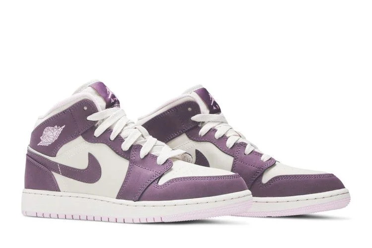 Krossovki-Air-Jordan-1-Retro-Mid-GS-Pro-Purple-7