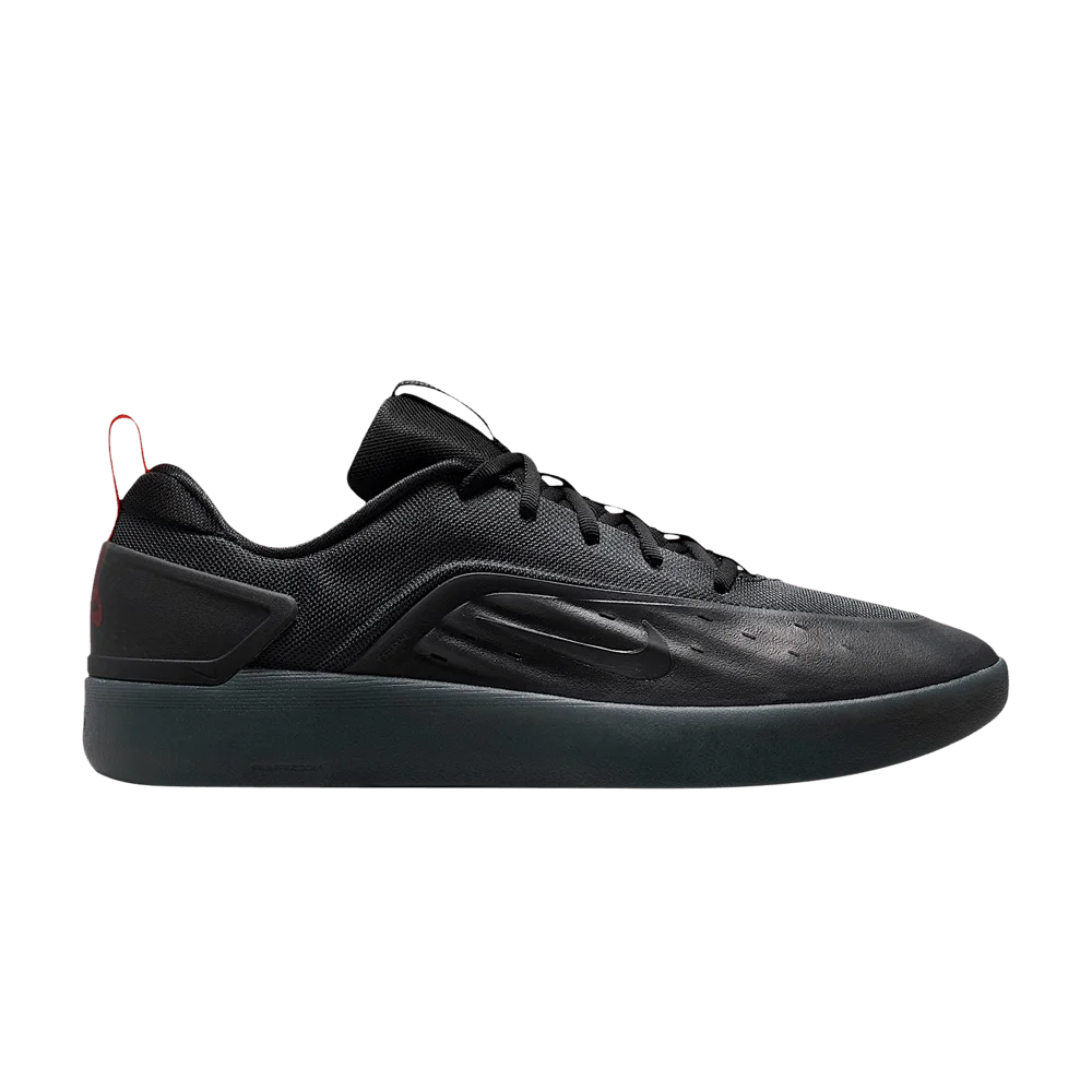 Krossovki-Nike-SB-Zoom-Nyjah-4-Cool-Grey