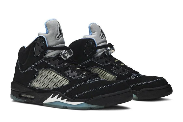 Krossovki-Air-Jordan-5-Retro-LS-UNC-7