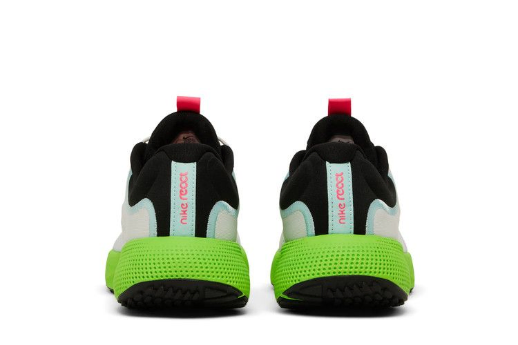 wmns-react-escape-run-white-volt-dj5929-100_05