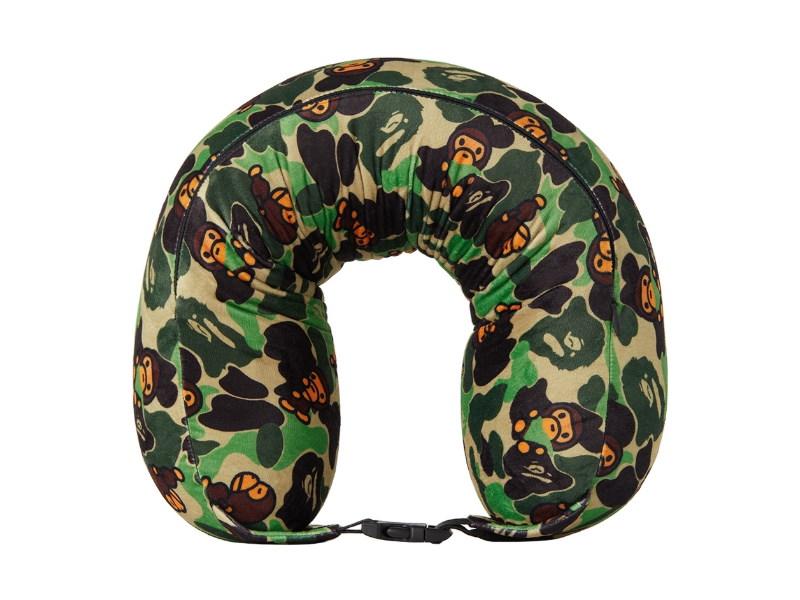 Подушка для шеи BAPE ABC Travel Pillow Green