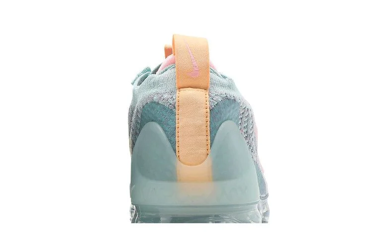Krossovki-Nike-Wmns-Air-VaporMax-2021-Flyknit-Light-Dew-6