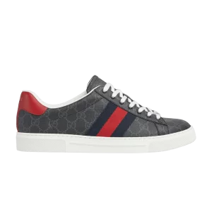 gucci-ace-gg-supreme-canvas-black-760775-facmz-1065-300x300