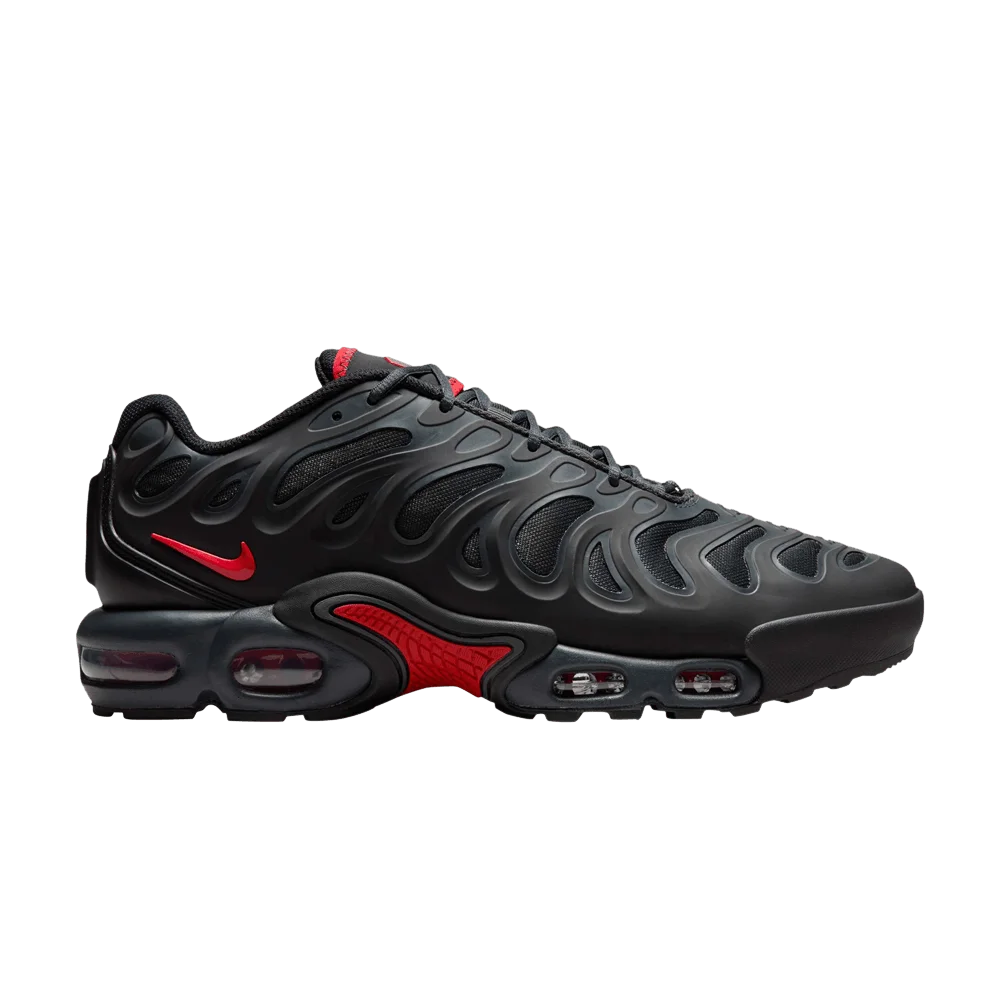 Krossovki-Nike-Air-Max-Plus-Drift-Bred