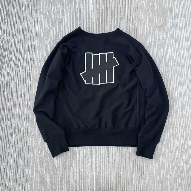 UNDEFEATED-x-CHAMPION-5-STRIKE-RW-CREW-SWEAT-5