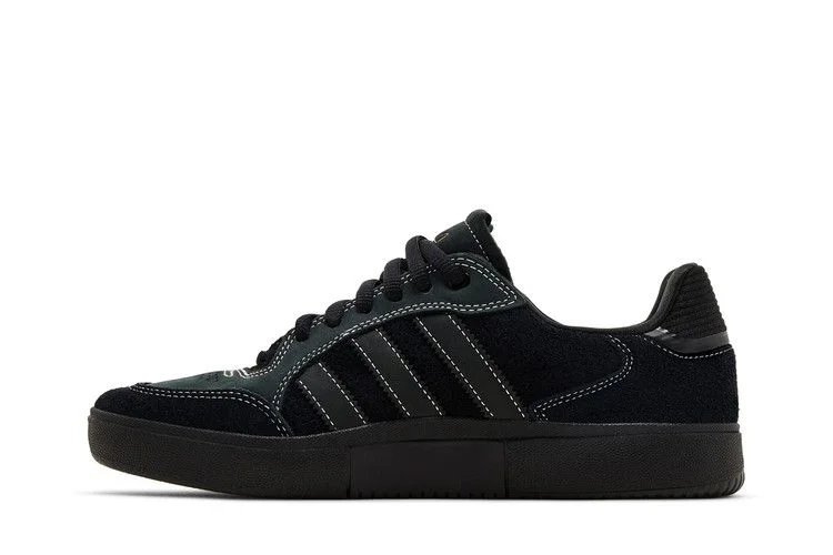 Кроссовки adidas Tyshawn 'Black Gold Metallic'