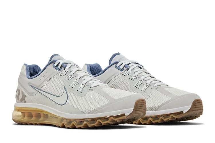 Krossovki-Nike-Air-Max-2013-Metallic-Cool-Grey-7