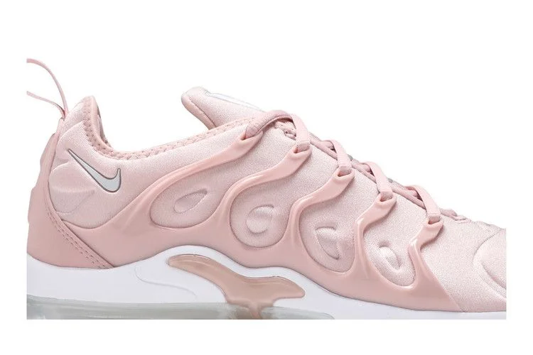 Кроссовки Nike Wmns Air VaporMax Plus 'Pink Oxford'