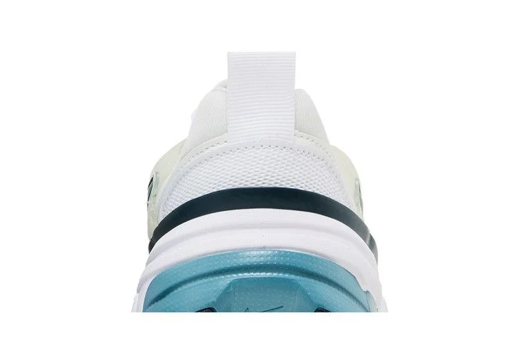 Кроссовки Nike Wmns V2K Run 'Cannon'