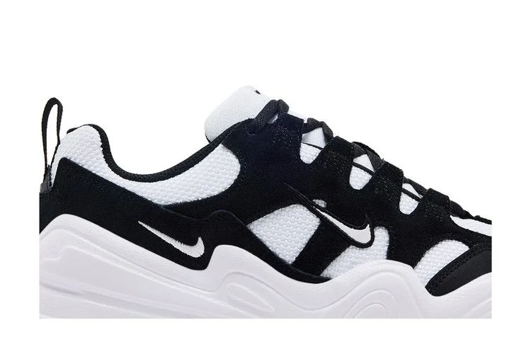 Krossovki-Nike-Wmns-Tech-Hera-White-Black-1