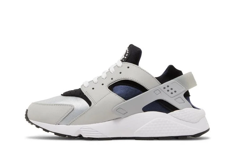 Krossovki-Nike-Air-Huarache-Grey-Fog-Obsidian-2