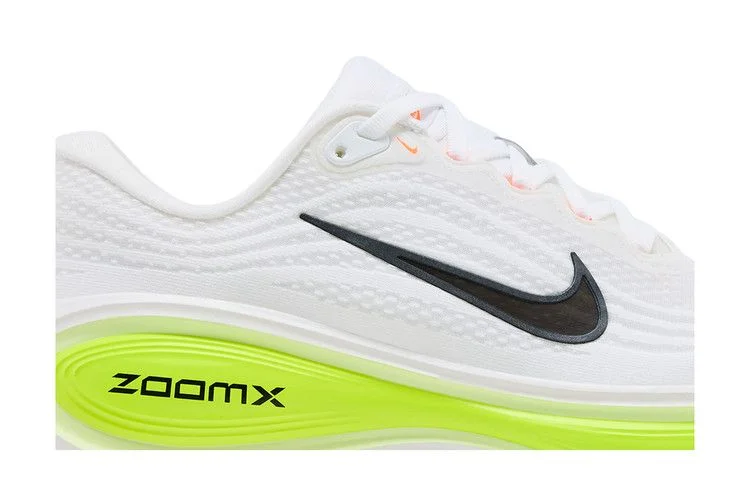 Кроссовки Nike Vomero Plus 'White Volt'