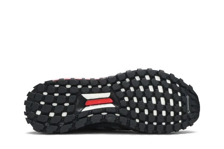 Krossovki-adidas-UltraBoost-All-Terrain-Shock-Red-3