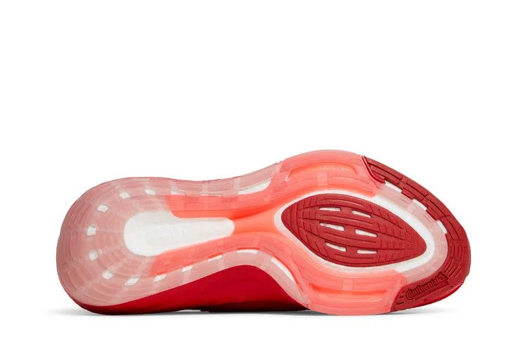 Krossovki-adidas-UltraBoost-22-Vivid-Red-3