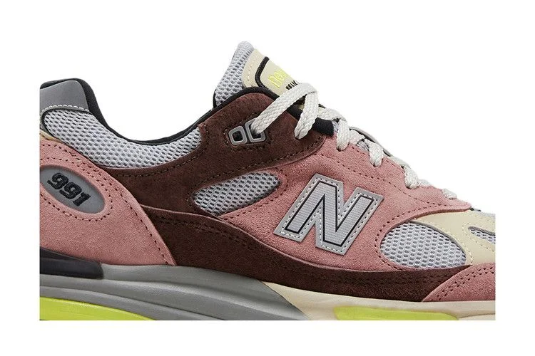 Кроссовки New Balance 991v2 Made in England 'Rosewood'