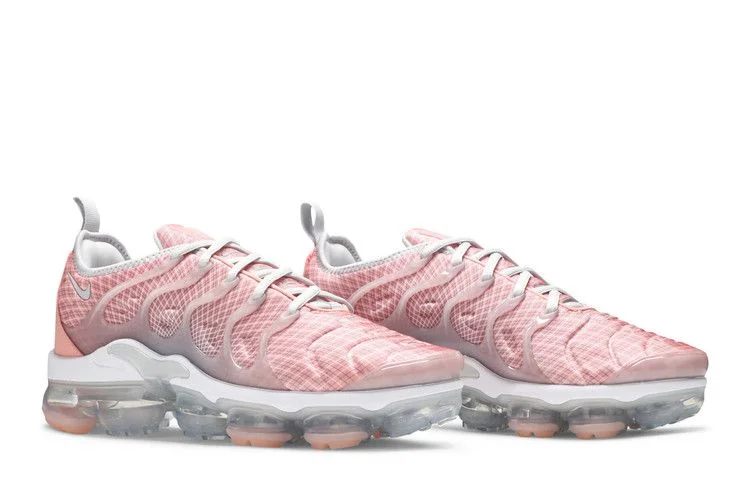 Krossovki-Nike-Wmns-Air-VaporMax-Plus-Bleached-Coral-7